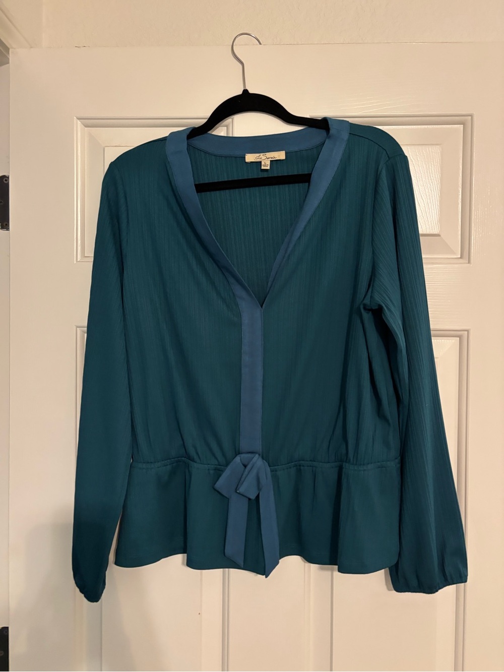 Teal V-Neck Tie-Front Peplum Blouse
